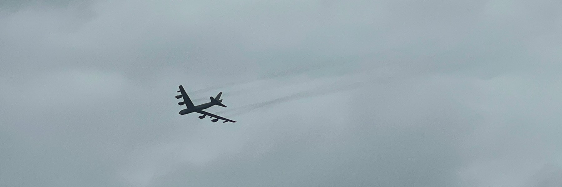 B52